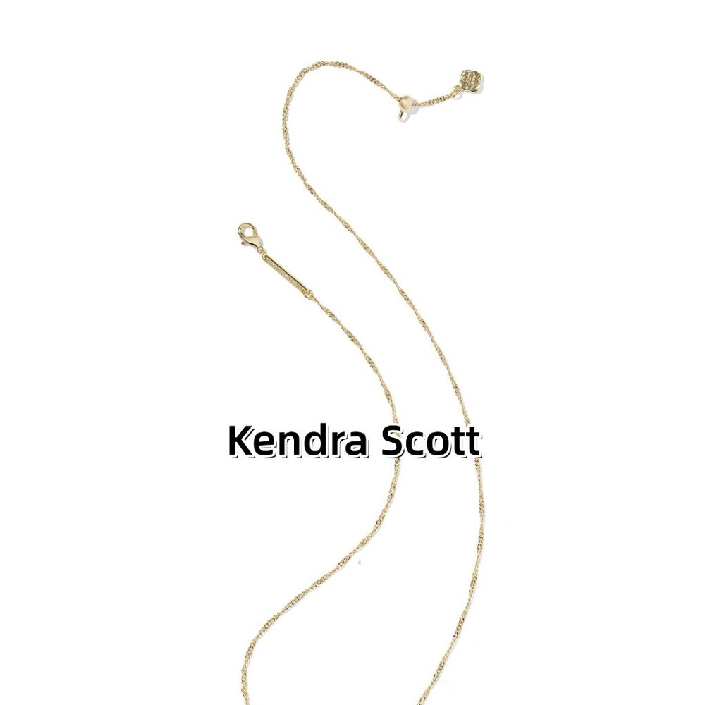 Haley Bow Gold Short Pendant Necklace - Picture 3 of 3
